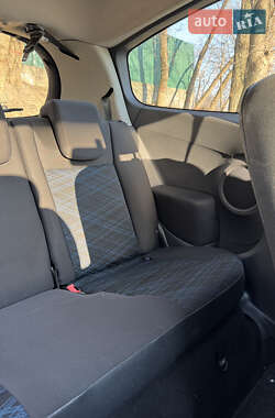 Хэтчбек Renault Clio 2008 в 