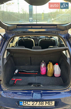 Хэтчбек Renault Clio 2008 в 