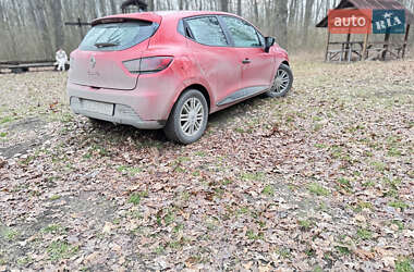 Хэтчбек Renault Clio 2012 в 