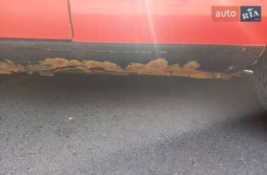 Хэтчбек Renault Clio 1997 в 