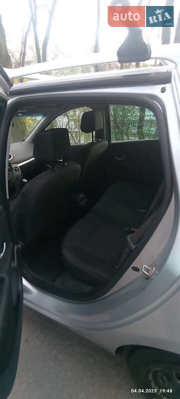 Універсал Renault Clio 2010 в Львові