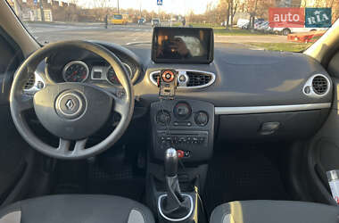 Универсал Renault Clio 2010 в 