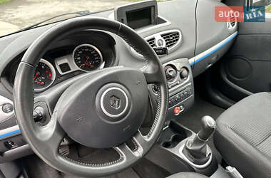 Универсал Renault Clio 2012 в 