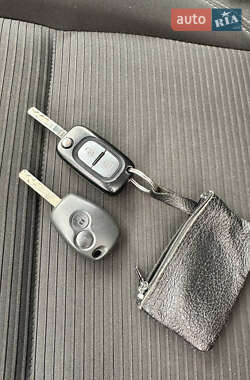 Универсал Renault Clio 2012 в 
