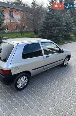 Хэтчбек Renault Clio 1991 в 