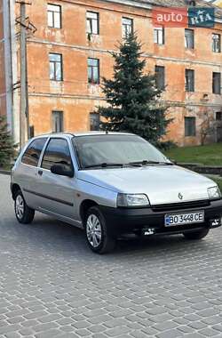 Хэтчбек Renault Clio 1991 в 