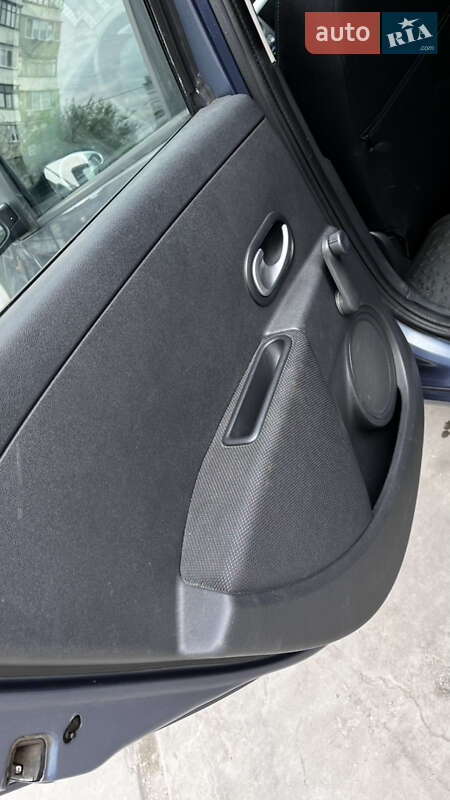 Универсал Renault Clio 2008 в Запорожье
