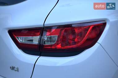 Хетчбек Renault Clio 2015 в 