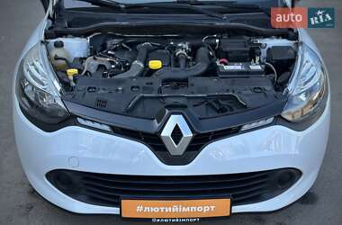Хетчбек Renault Clio 2015 в 