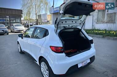 Хетчбек Renault Clio 2015 в 