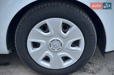 Хетчбек Renault Clio 2015 в 