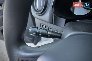 Хетчбек Renault Clio 2015 в 