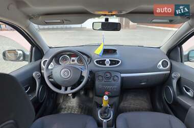 Универсал Renault Clio 2007 в 