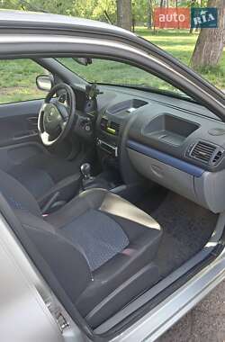 Седан Renault Clio 2008 в 