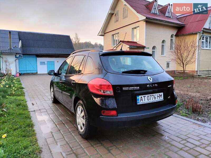 Универсал Renault Clio 2012 в Калуше
