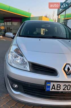 Хэтчбек Renault Clio 2007 в 