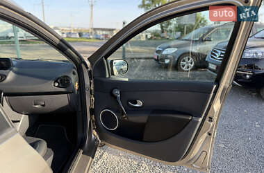 Универсал Renault Clio 2012 в 