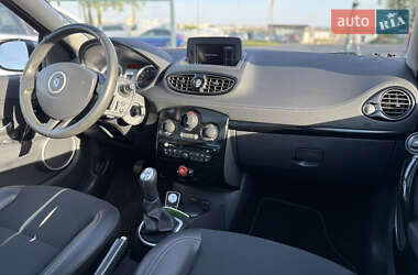 Универсал Renault Clio 2012 в 
