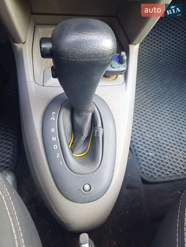 Седан Renault Clio 2009 в Звенигородці