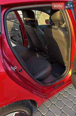 Хэтчбек Renault Clio 2016 в 