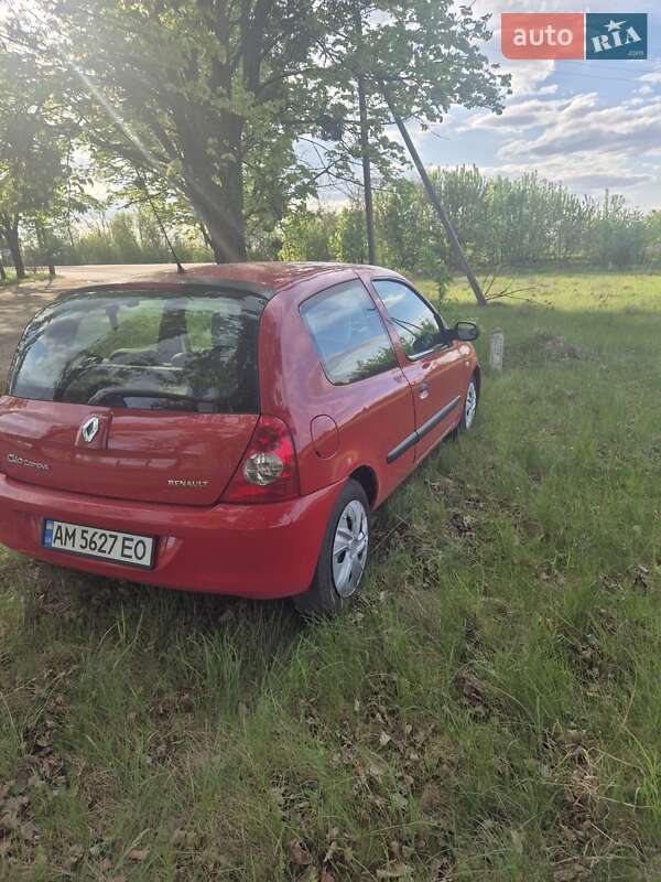 Хэтчбек Renault Clio 2007 в Житомире фото 6 Хэтчбек Renault Clio 2007 в Житомире