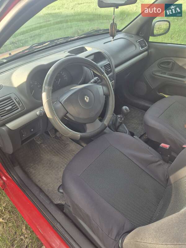 Хэтчбек Renault Clio 2007 в Житомире фото 12 Хэтчбек Renault Clio 2007 в Житомире