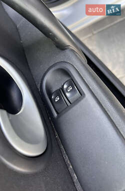 Хэтчбек Renault Clio 2007 в 