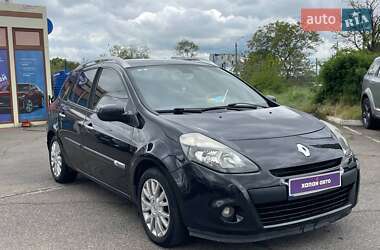 Універсал Renault Clio 2010 в 