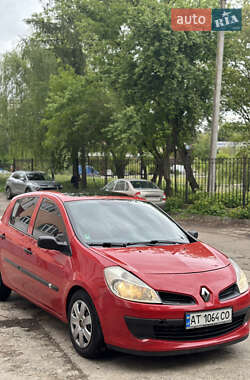 Хэтчбек Renault Clio 2007 в Черновцах