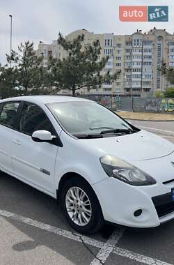Хэтчбек Renault Clio 2012 в Николаеве