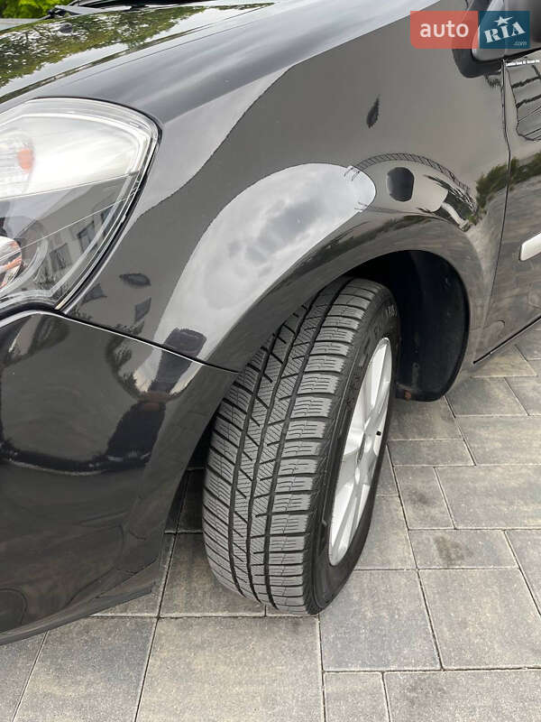 Хетчбек Renault Clio 2009 в Луцьку