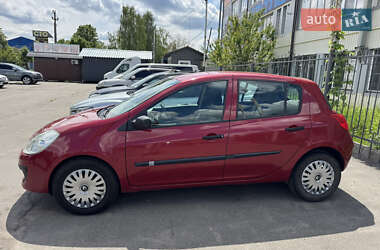 Хэтчбек Renault Clio 2008 в 
