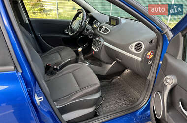 Универсал Renault Clio 2010 в 