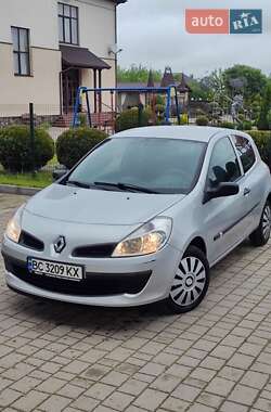 Хэтчбек Renault Clio 2007 в 