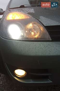 Седан Renault Clio 2007 в 