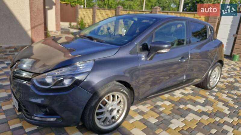 Хэтчбек Renault Clio 2017 в Беляевке фото 15 Хэтчбек Renault Clio 2017 в Беляевке
