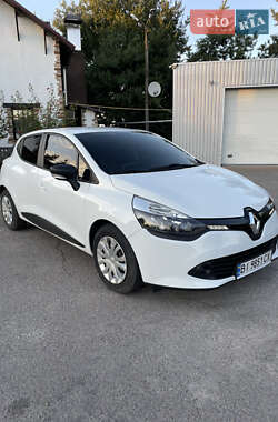 Хетчбек Renault Clio 2015 в 