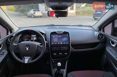 Хетчбек Renault Clio 2015 в 