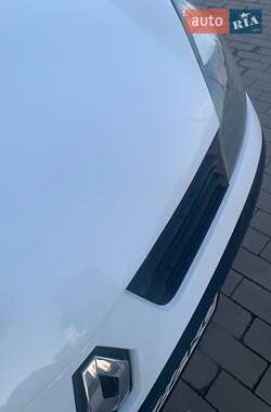 Хэтчбек Renault Clio 2005 в 