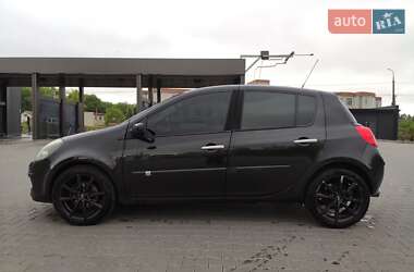Хэтчбек Renault Clio 2007 в 