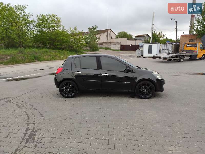 Хэтчбек Renault Clio 2007 в Виннице фото 12 Хэтчбек Renault Clio 2007 в Виннице