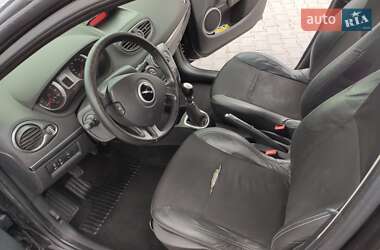 Хэтчбек Renault Clio 2007 в 