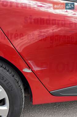 Хэтчбек Renault Clio 2013 в 
