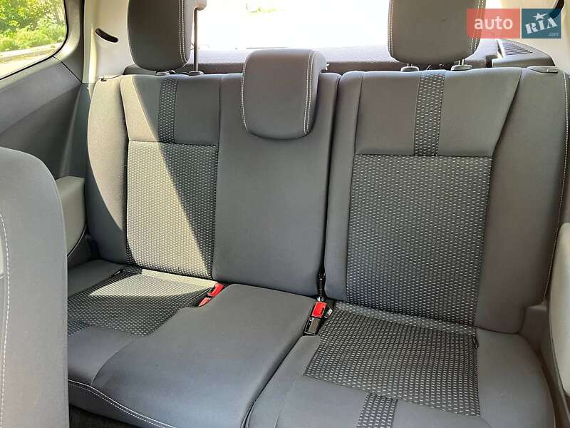 Хэтчбек Renault Clio 2011 в Василькове