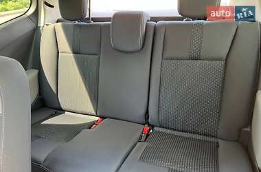 Хэтчбек Renault Clio 2011 в 
