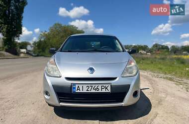Хэтчбек Renault Clio 2011 в 