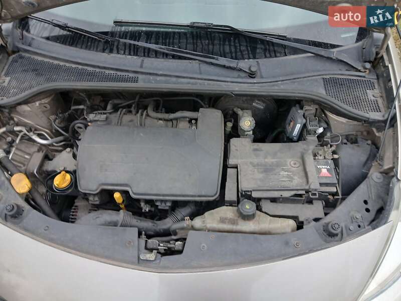 Універсал Renault Clio 2008 в Гостомелі