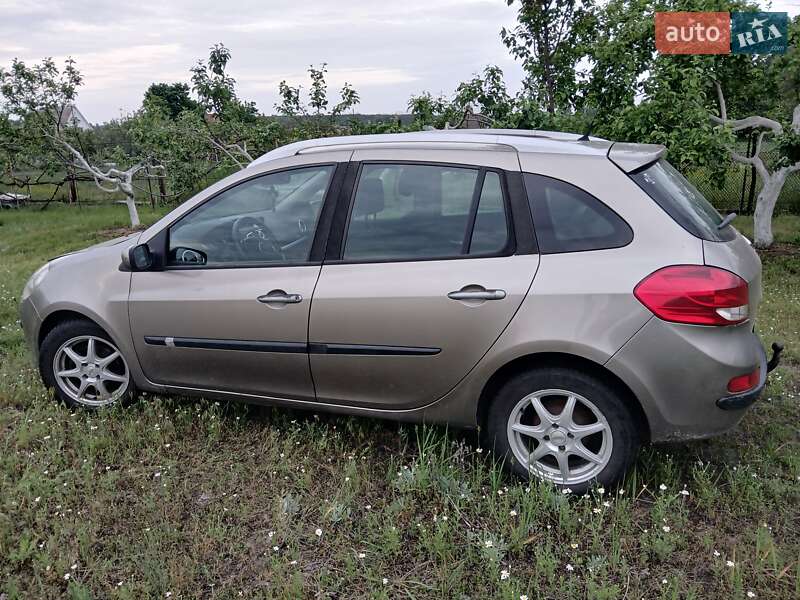 Універсал Renault Clio 2008 в Гостомелі