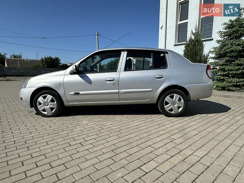 Седан Renault Clio 2006 в Житомирі