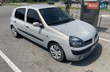 Хэтчбек Renault Clio 2002 в Киеве